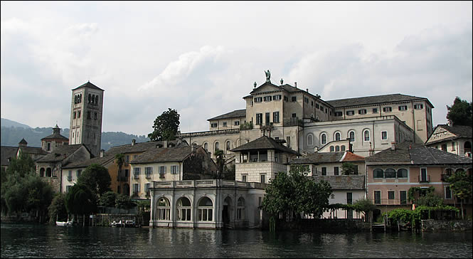 Vue de l'île San Giulio