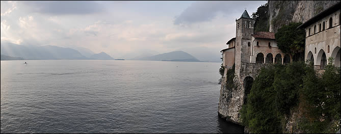 Vue de Santa Caterina del Sasso